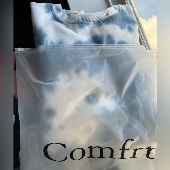 Comfrt tie dye crewneck - Picture 5 of 5